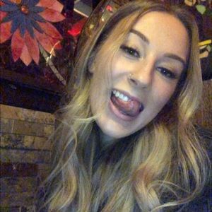 Meet your Posher, Erica